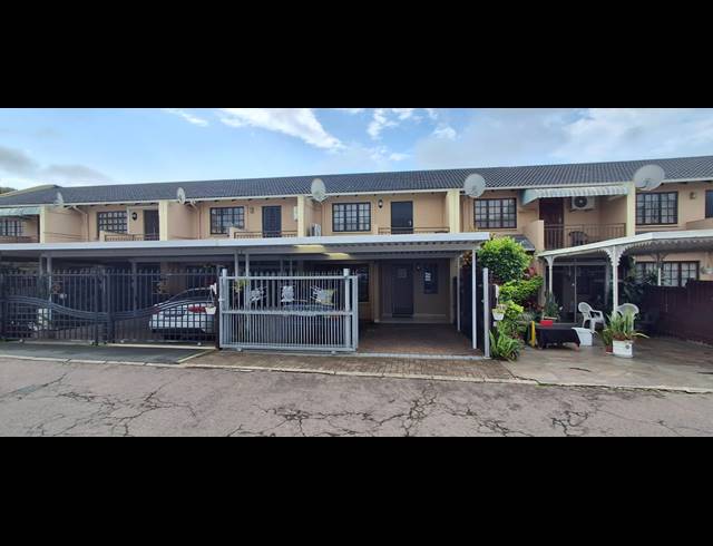 3 BEDROOM APARTMENT FOR SALE IN TONGAAT MEWS